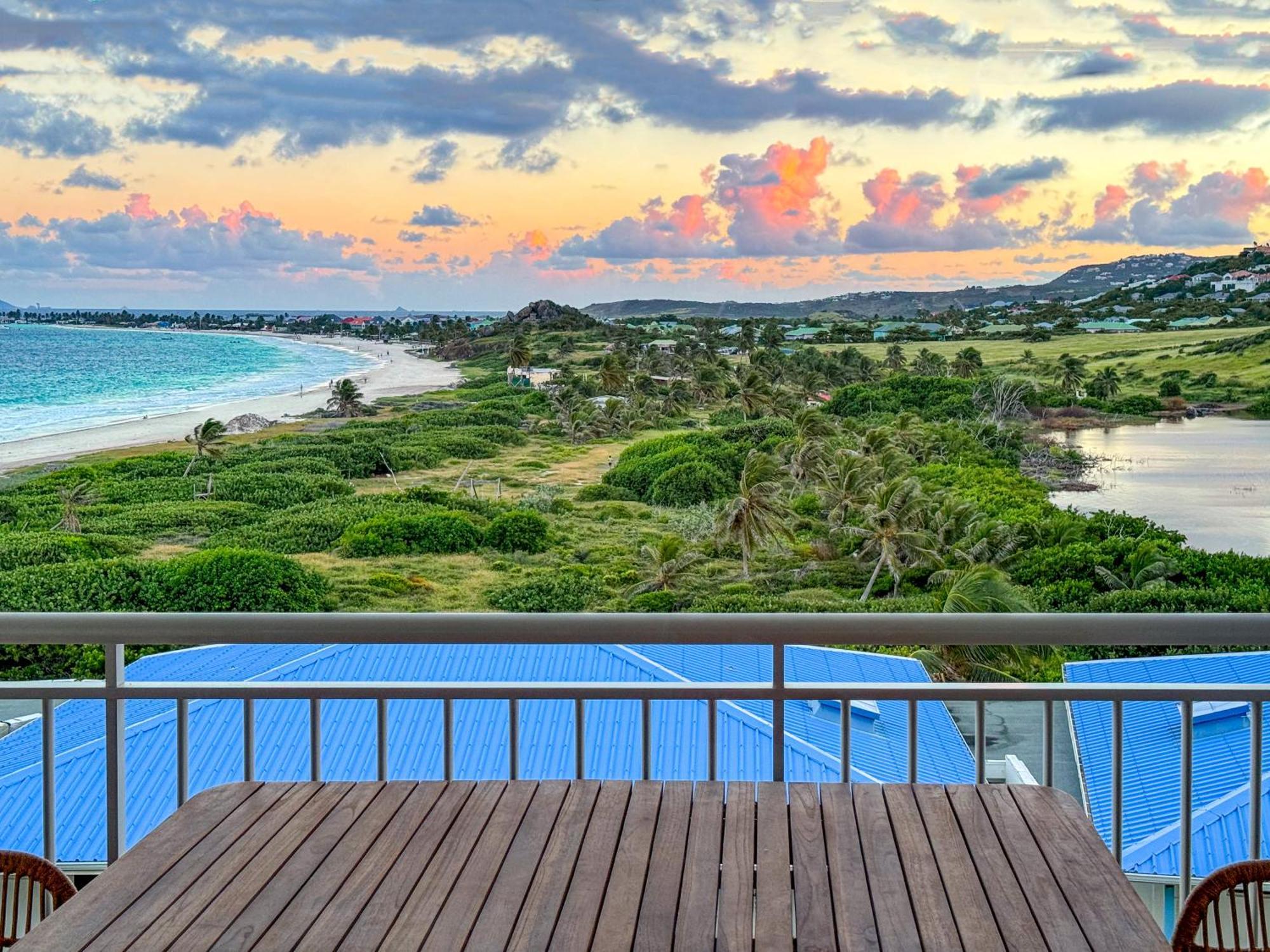 Grand studio 48m2 vue dominante sur la Baie Orientale Cul de Sac Extérieur photo